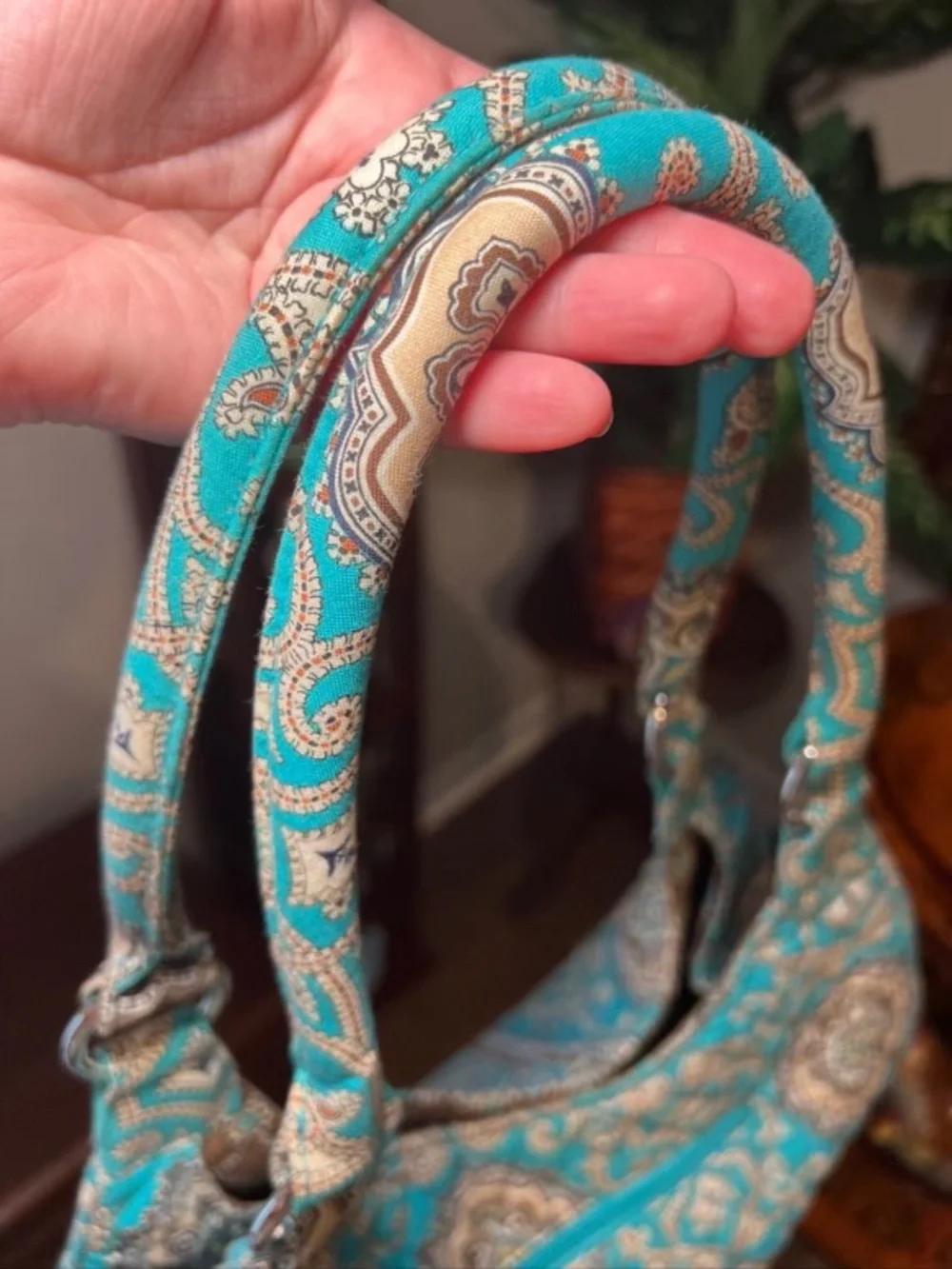 Vera Bradley Hobo Bag Quilted Shoulder Handbag Pockets Blue Turquoise Paisley